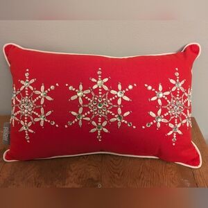 Pillow perfect Holiday Snowflake Pillow Red